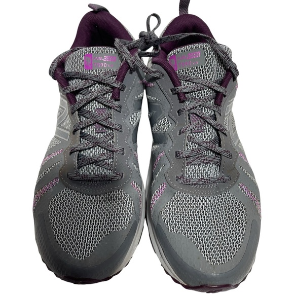 New Balance Women's Gray and Purple Athletic Shoes Fuel Core Trailv4 - Picture 1 of 7